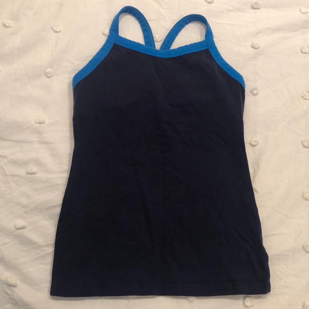 Lululemon athletic top